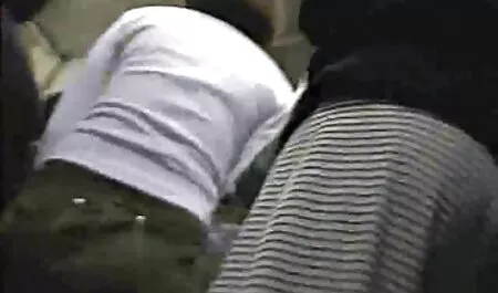 पुराने, सेक्सी बफ हड मूवी