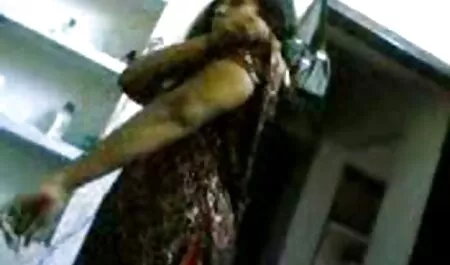 दो bf सेक्सी मूवी हिंदी लड़कों को सिर्फ एक वेश्या दे दी है ।