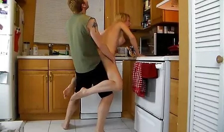 पंजा सौंदर्य उसे मुंडा bf सेक्सी मूवी उंगली से पहुंच के भीतर है