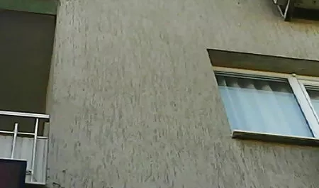 मैं ट्रेन पर एक सस्ते युवा वेश्या बीएफ सेक्सी मूवी खरीदा