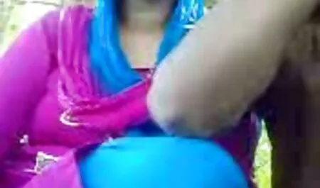रूसी प्रेमिका लात सेक्सी बफ इंग्लिश मूवी मारी और उसे परेशान, बिल्ली,
