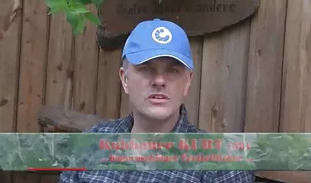 गंजा आदमी साहसपूर्वक एक गीला लैटिना बीएफ सेक्सी फिल्में मूवी स्लॉट में उसे धक्का