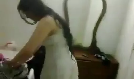 दो लोग, सभी छेद में एक बफ सेक्सी मूवी रूसी लड़की